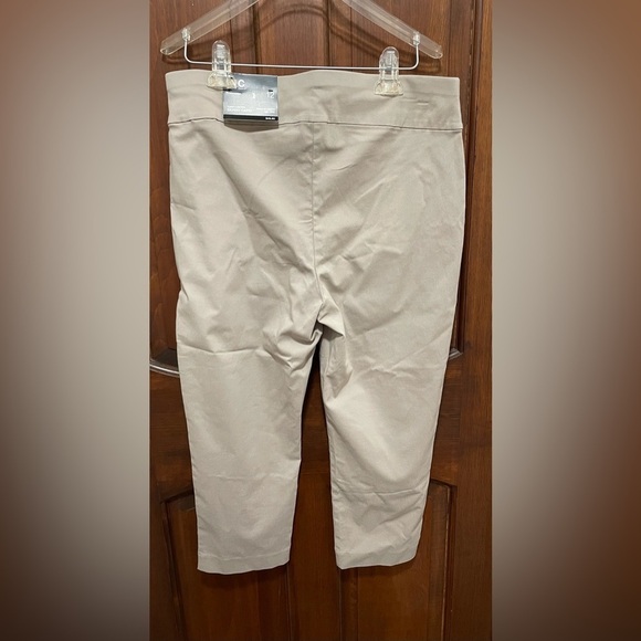 INC women’s Tommy control, skinny Capri tan mid rise size 12 Capri . Stretch - Picture 2 of 5